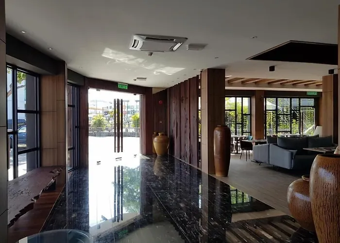Roxy Hotel Padungan
