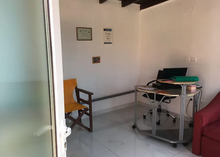 Villa Askamnia And Suites