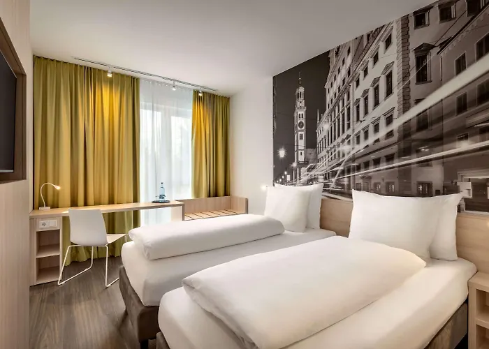 Super 8 By Wyndham Augsburg