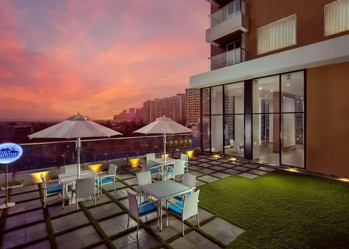 Royal Hometel Suites