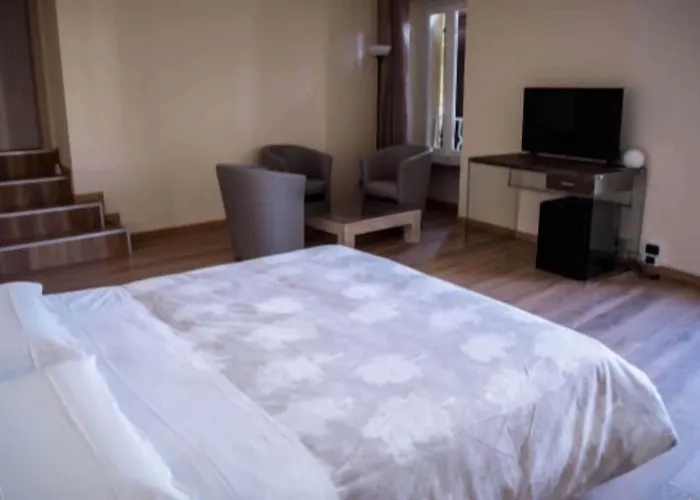 Hotel Lonatino