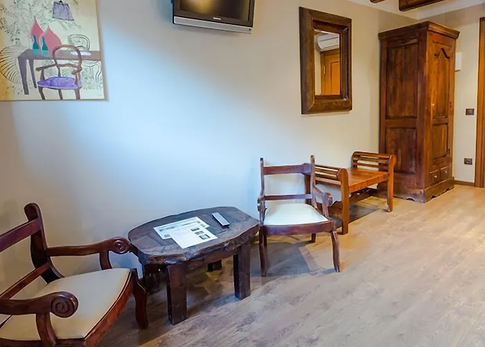 Hotel Flor De Neu