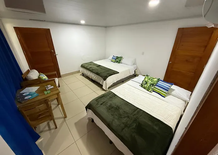 Emerald Luxe Suites