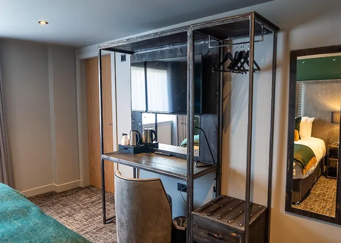 Deira Hotel & Apartments