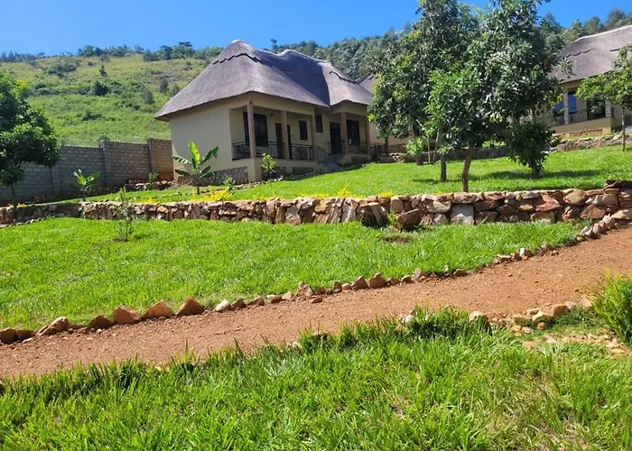 Stevalyn'S Ridge View Lodge