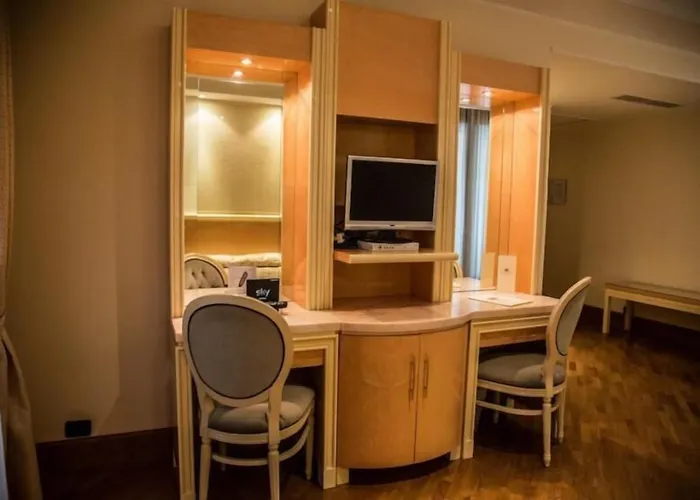 Lh Hotel Domus Caesari