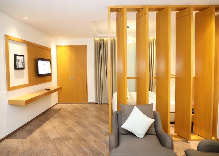 The Fern Residency, Morbi