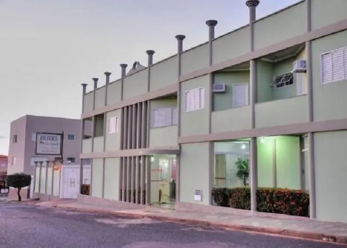 Hotel Carolina 2 - Proximo A Universidade De Uberaba Uniube - Ao Aeroporto Forum De Uberaba - Hospital Mario Palmeirio Ao Hospital Sao Marcos E Hospital Regional