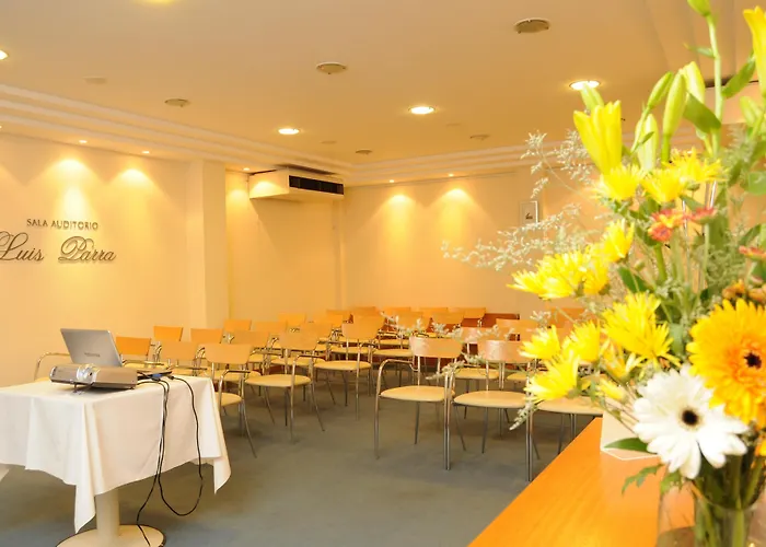 Parra Hotel & Suites