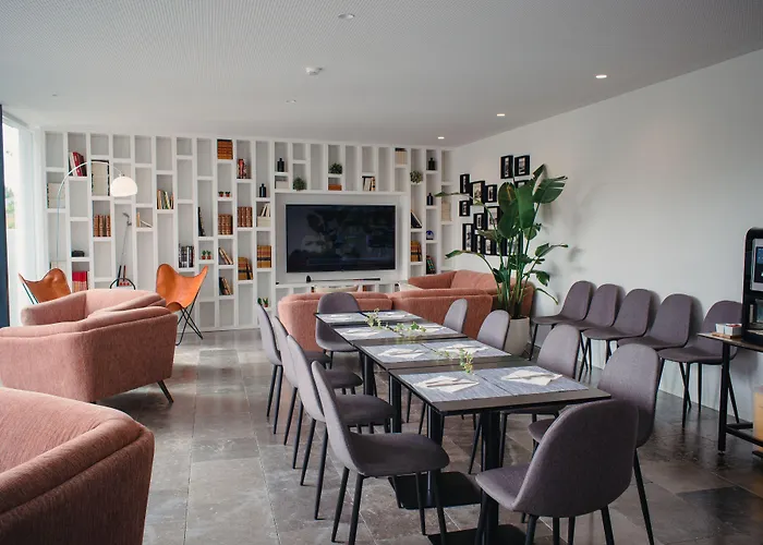 A House In Estoril - Adults Only