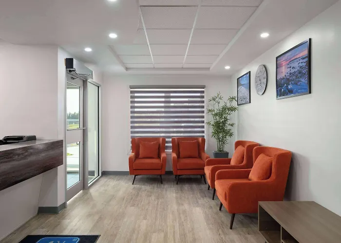 Travelodge By Wyndham Marathon