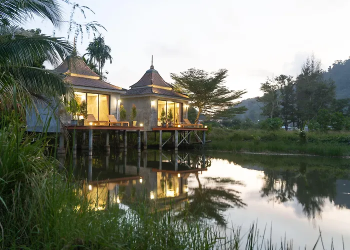 Anodard Phuket, Nai Yang Beach