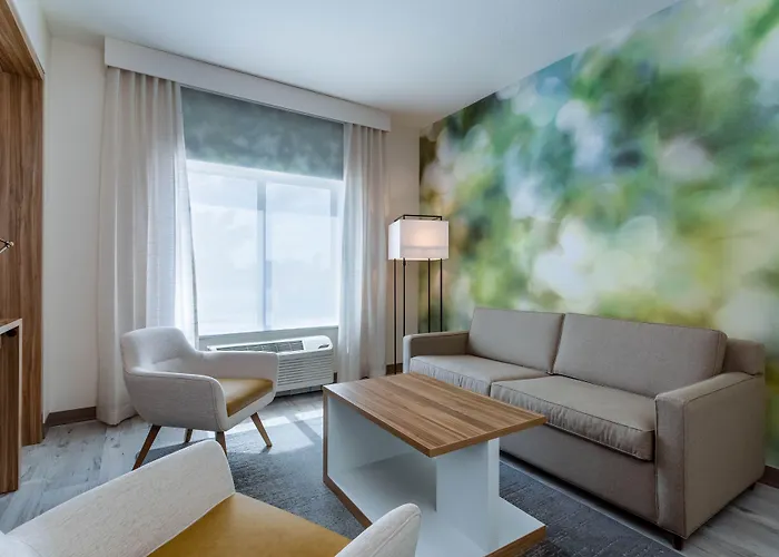 Wyndham Garden Orlando Universal / I Drive
