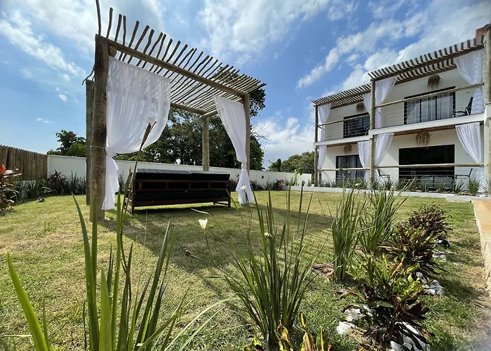Santomar Guest House