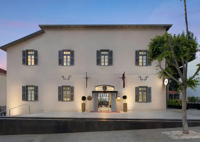 Rephael House Boutique Hotel