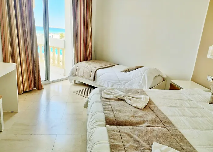 Hotel Neptunia Skanes