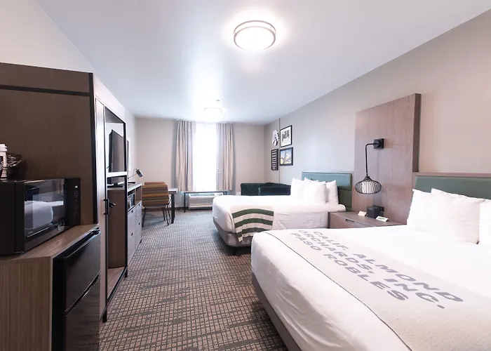 Oxford Suites Paso Robles