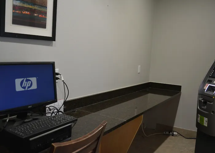 Quality Inn & Suites Syracuse - Carrier Circle