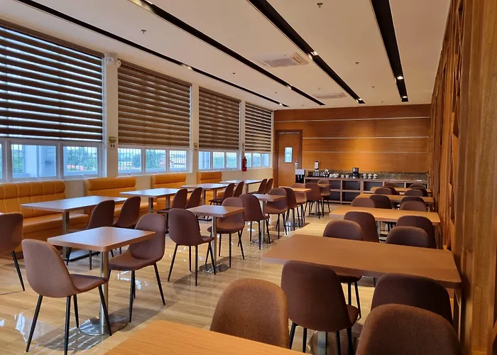Alvea Hotel
