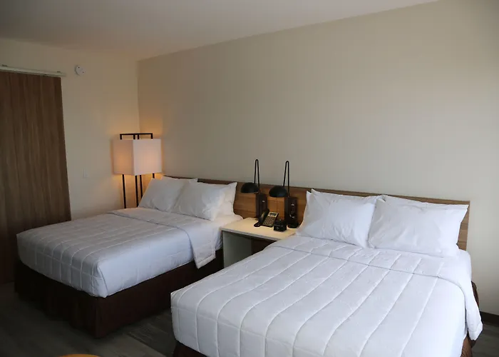 Wyndham Garden North Bergen - Secaucus