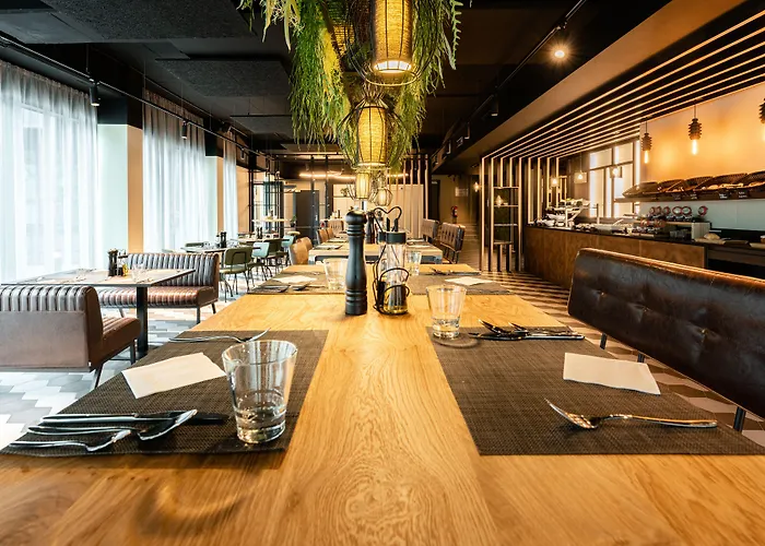 Freshsuites & Bar