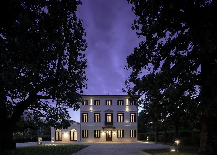 The Foscarini