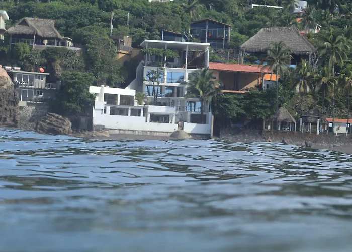 Laola Surf Camp El Sunzal