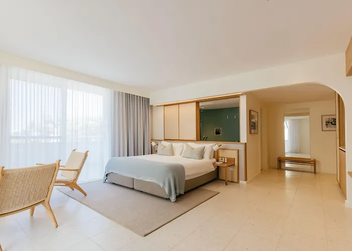 The Surf Yamba - Boutique Hotel