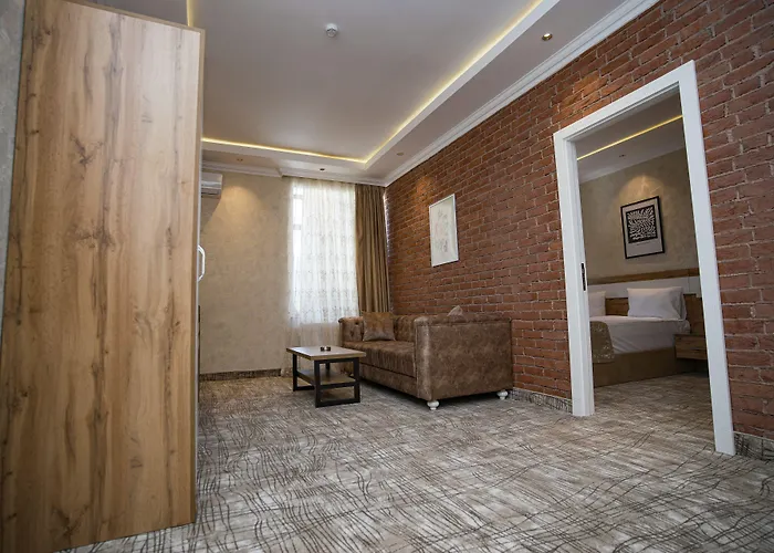 Lakeside Hotel & Spa