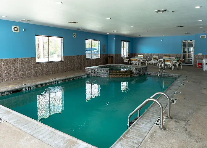 Rivers Inn And Suites