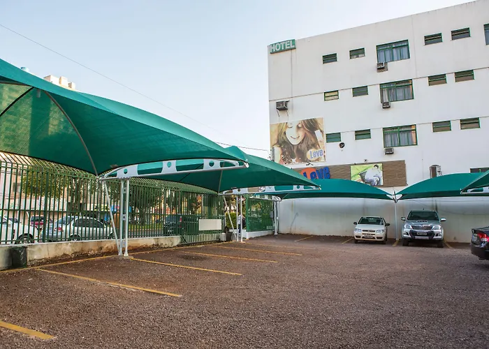 Grand Prix Hotel