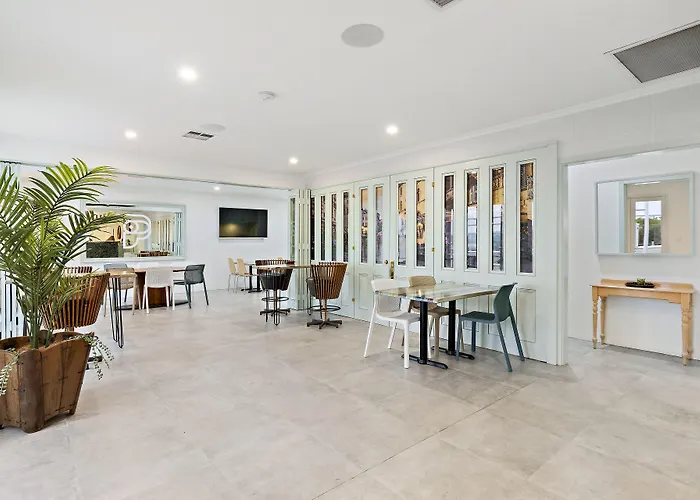 Best Western Adelaide Airport