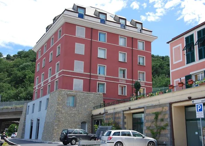 Sea Art Hotel
