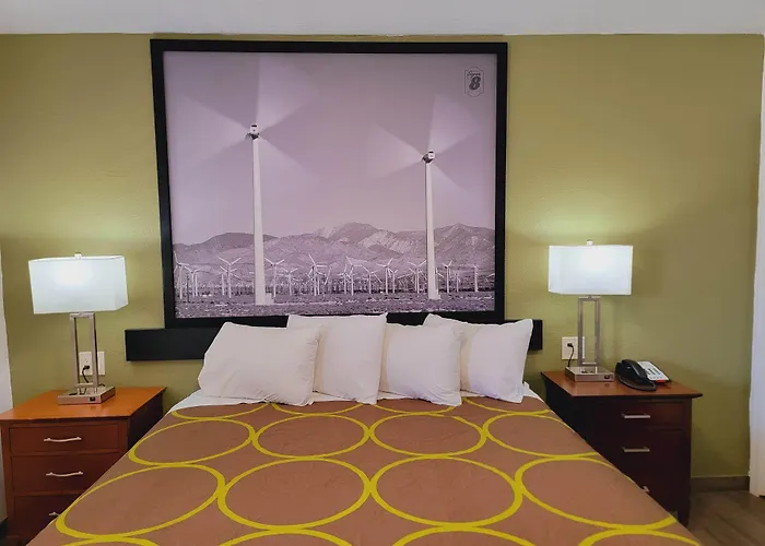 Super 8 By Wyndham El Centro North