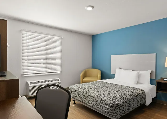 Woodspring Suites Greeley