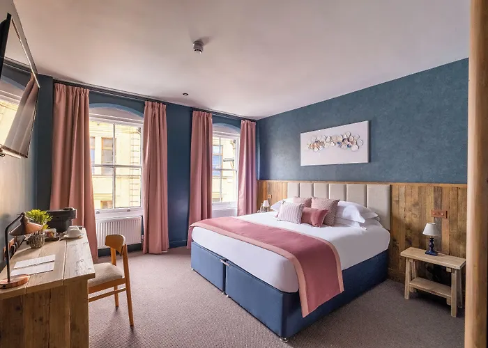 The Stroud Hotel