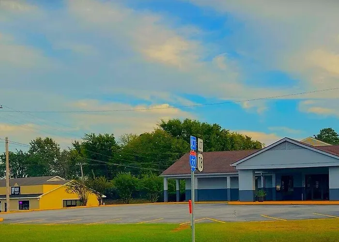 Hallmarc Inn New Albany