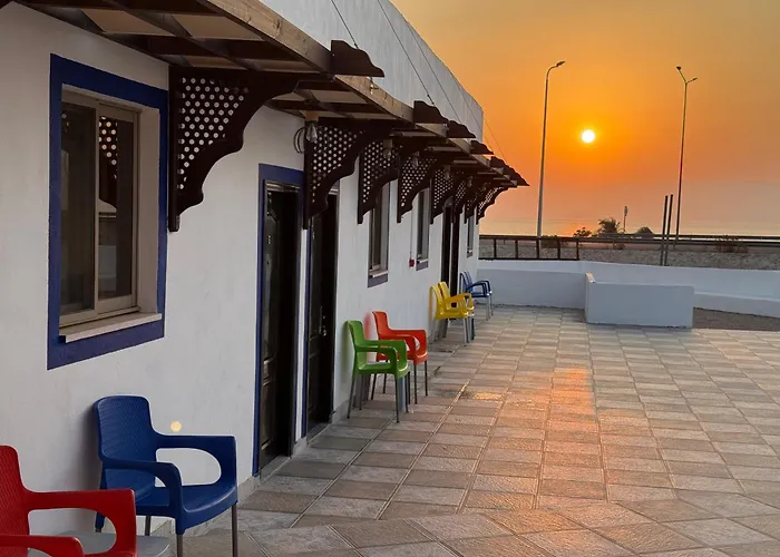Camel Dive Club By The Sea Inn