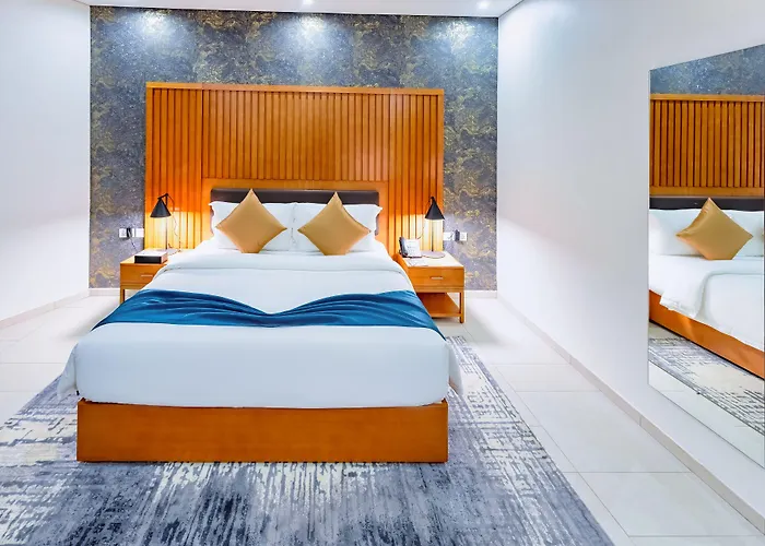 Alisa Hotel Tema