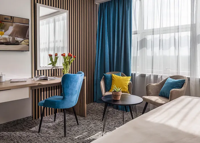 Hotel Holiday