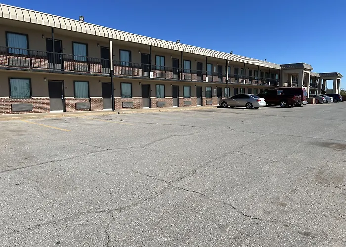 Hotel 81 El Reno