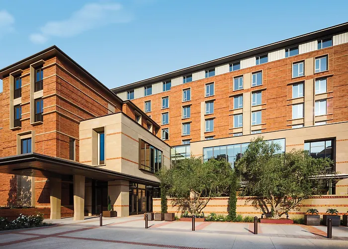 Luskin Hotel
