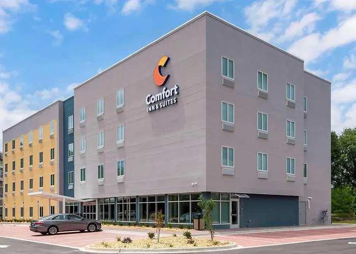 Comfort Inn & Suites Destin Near Henderson Beach