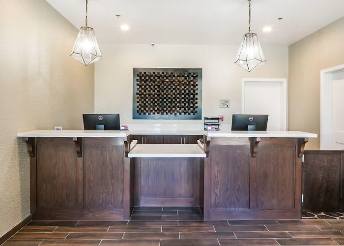 Hotel Siri Downtown - Paso Robles