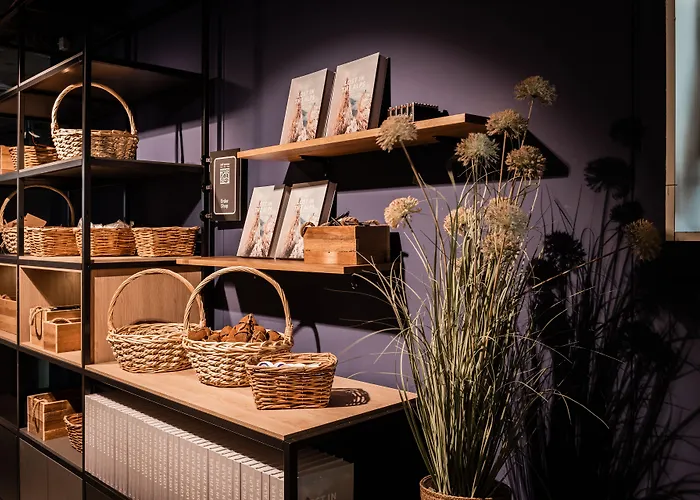 Capsule Hotel - Alpine Garden Zurich Airport