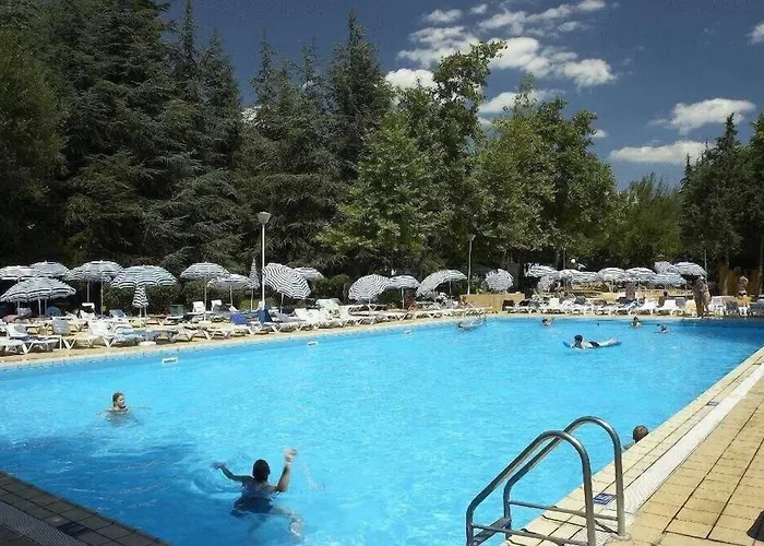 Compass Hotel