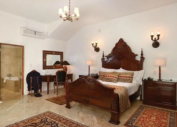 Waterkloof Mansion Boutique Hotel