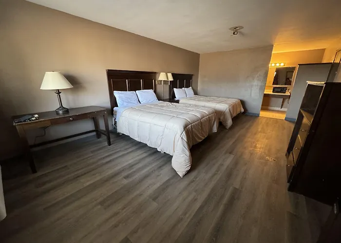 Clintonville Motel