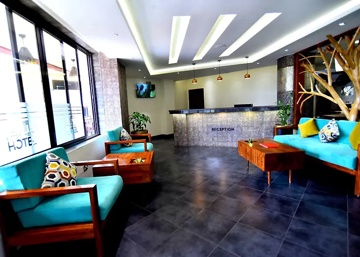 Victoria Mews Hotel