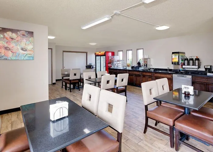 Travelodge By Wyndham Aberdeen